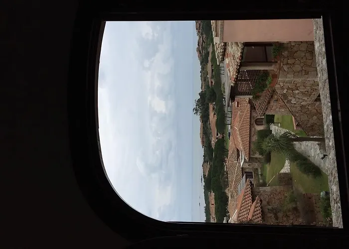 Villaggio Residenziale *